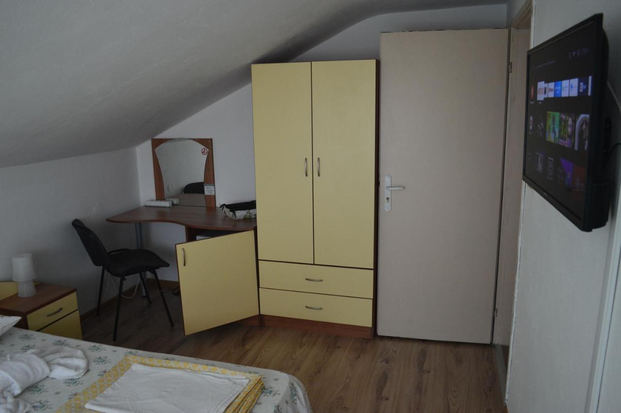 Hotel Yanis Czernomorec Zewnętrze zdjęcie