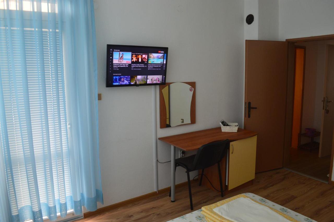 Hotel Yanis Czernomorec Zewnętrze zdjęcie