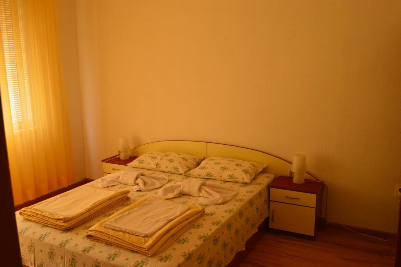 Hotel Yanis Czernomorec Zewnętrze zdjęcie