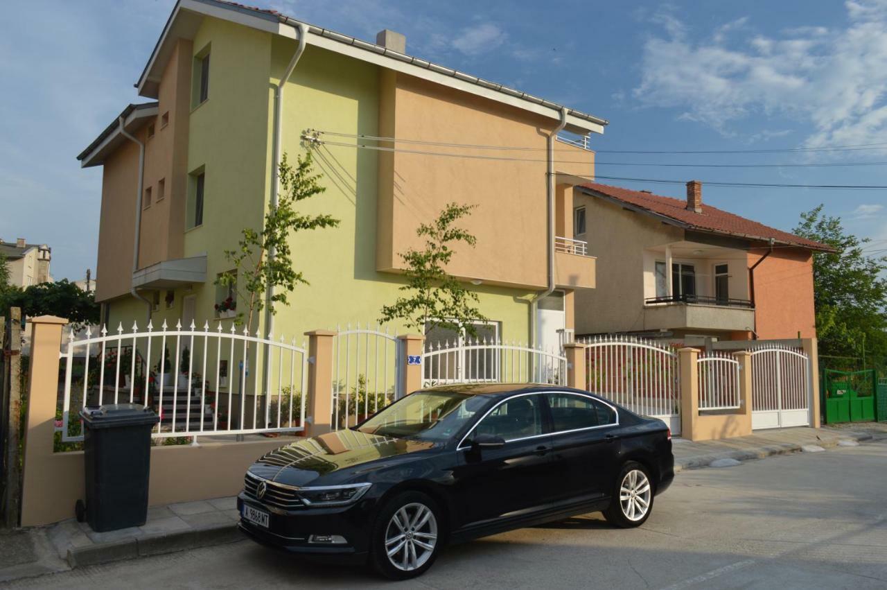 Hotel Yanis Czernomorec Zewnętrze zdjęcie