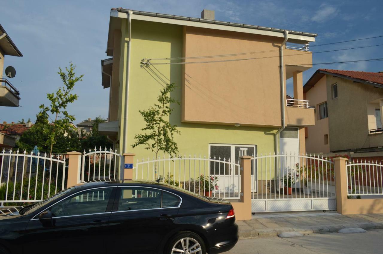 Hotel Yanis Czernomorec Zewnętrze zdjęcie