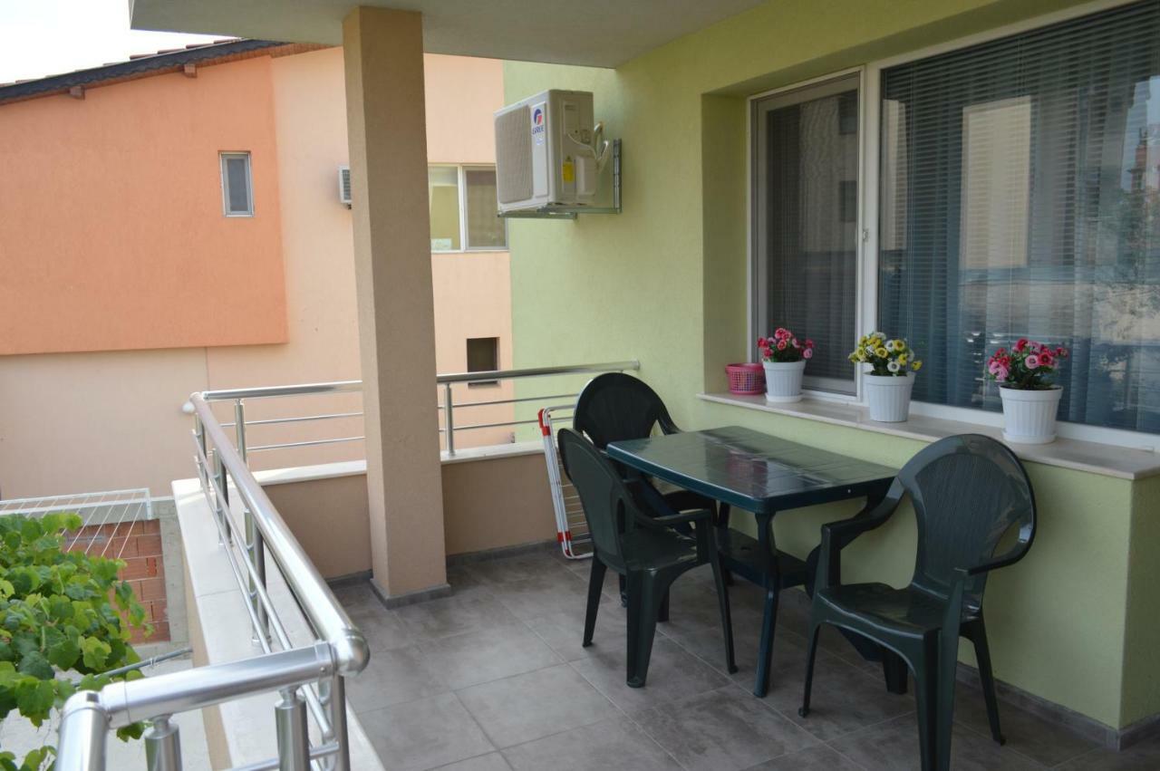 Hotel Yanis Czernomorec Zewnętrze zdjęcie