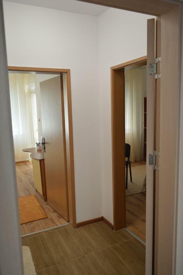 Hotel Yanis Czernomorec Zewnętrze zdjęcie
